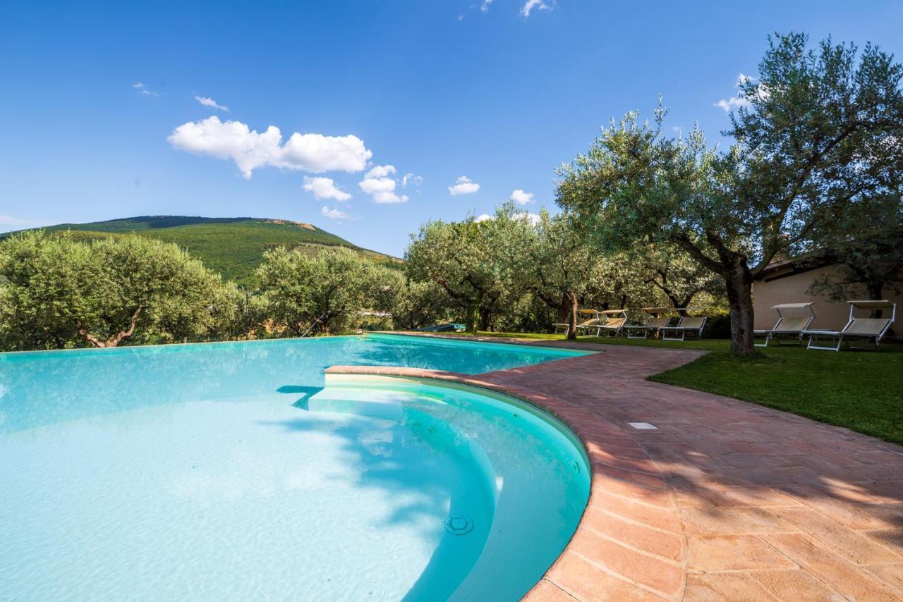 Agriturismo Le Vigne 폴리뇨 외부 사진